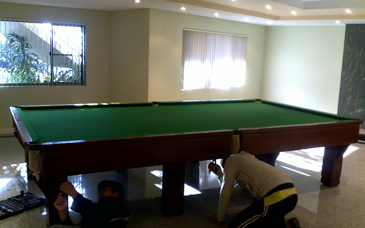 picture of moving a pool table 3
